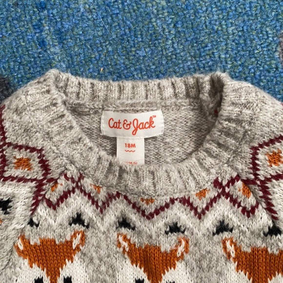 NWOT Cat & Jack fox sweater 18months. - Picture 2 of 3